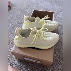 Yeezy boots 350 BUTTER